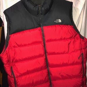 Men’s 1996 retro nuptse vest black and red .